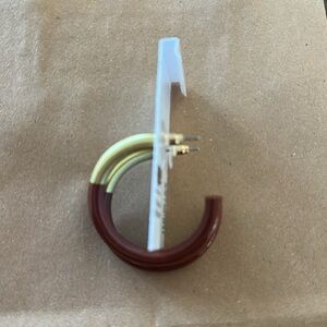 Accessory Jane Liz Medium Hoop